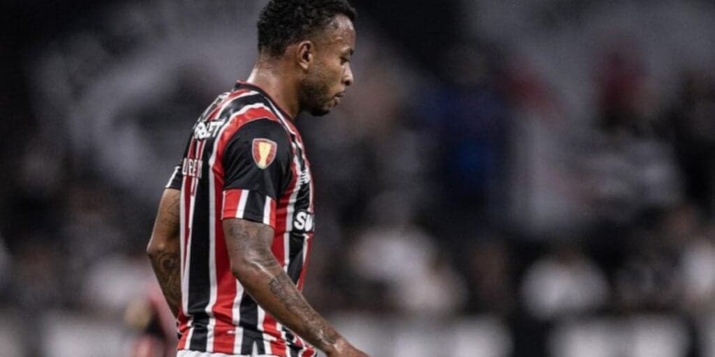 Wellington, do São Paulo, virou alvo do Corinthians - (Foto: Reprodução / Internet) Wellington, do São Paulo, virou alvo do Corinthians - (Foto: Reprodução / Internet)