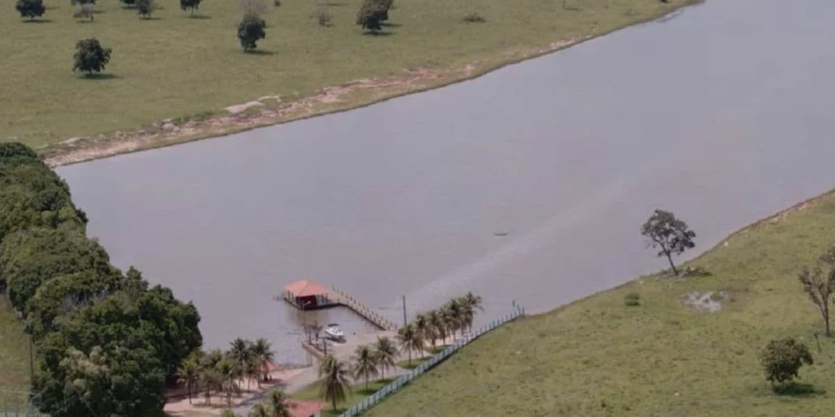 lago da propriedade (Reprodução/Internet)
