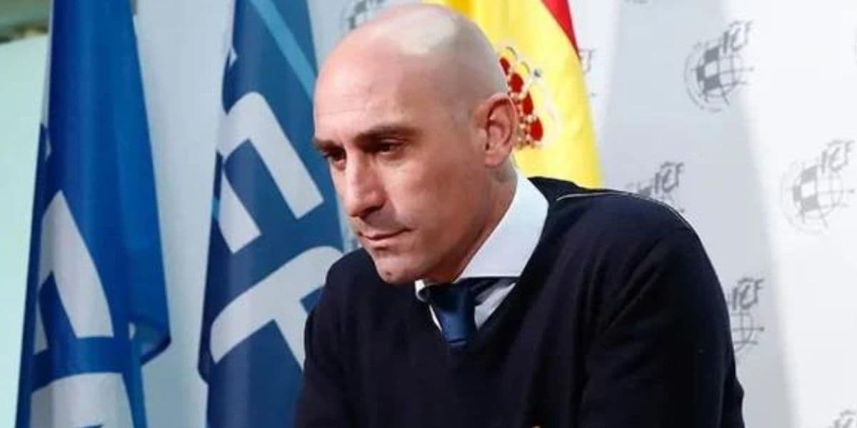 O ex Presidente da Federação Espanhola, Luís Rubiales (Foto Reprodução/Terra) O ex Presidente da Federação Espanhola, Luís Rubiales (Foto Reprodução/Terra)
