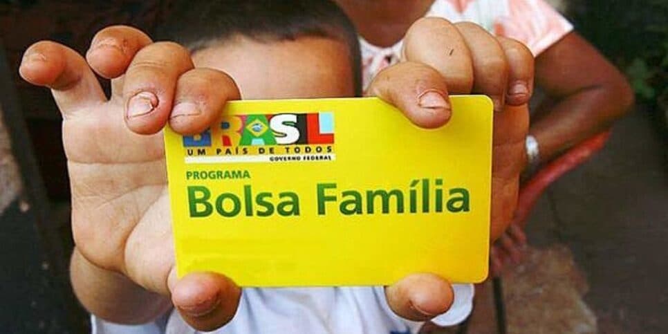 Adeus R$ 600: Lei do Bolsa Família em VIGOR para abril confirma o maior pagamento de 2024 com novo valor