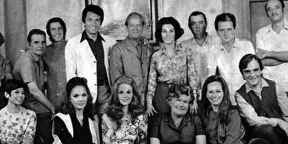 Elenco da novela "Mais Forte Que o Ódio", da TV Excelsior (Foto: Reprodução/Museu da TV) Elenco da novela "Mais Forte Que o Ódio", da TV Excelsior (Foto: Reprodução/Museu da TV)