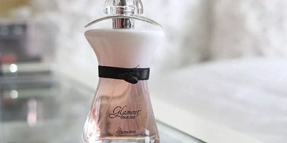 Glamour Love Me (Foto: Reprodução/ Internet) Glamour Love Me (Foto: Reprodução/ Internet)