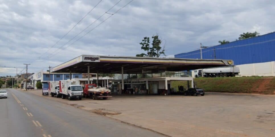 Posto de gasolina grupo Maga (Foto: Reprodução / Internet) 