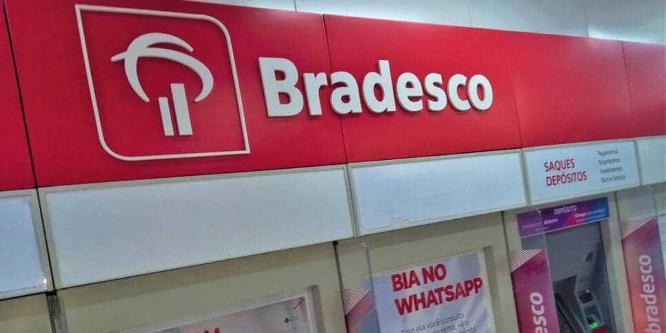 “R$ 17 bilhões”: A compra colossal do Bradesco e o anúncio oficial de fim de banco rival no Jornal da Globo