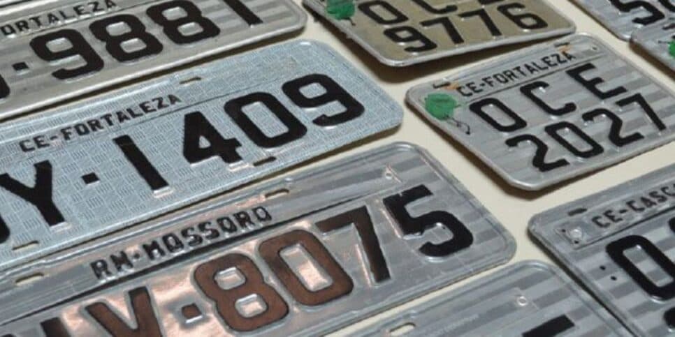 Essas são as antigas placa no Brasil (Reprodução: Internet) Essas são as antigas placa no Brasil (Reprodução: Internet)
