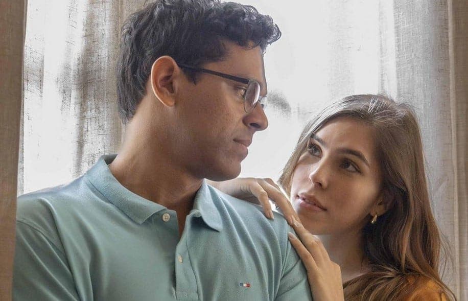 José Augusto (Renan Monteiro) e Buba (Gabriela Medeiros) em Renascer (Foto: Reprodução / Globo) José Augusto (Renan Monteiro) e Buba (Gabriela Medeiros) em Renascer (Foto: Reprodução / Globo)