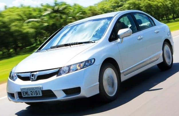 Honda Civic de oitava geração é considerado um dos mais bonitos (Foto: Divulgação / Montadora)
Honda Civic de oitava geração é considerado um dos mais bonitos (Foto: Divulgação / Montadora)