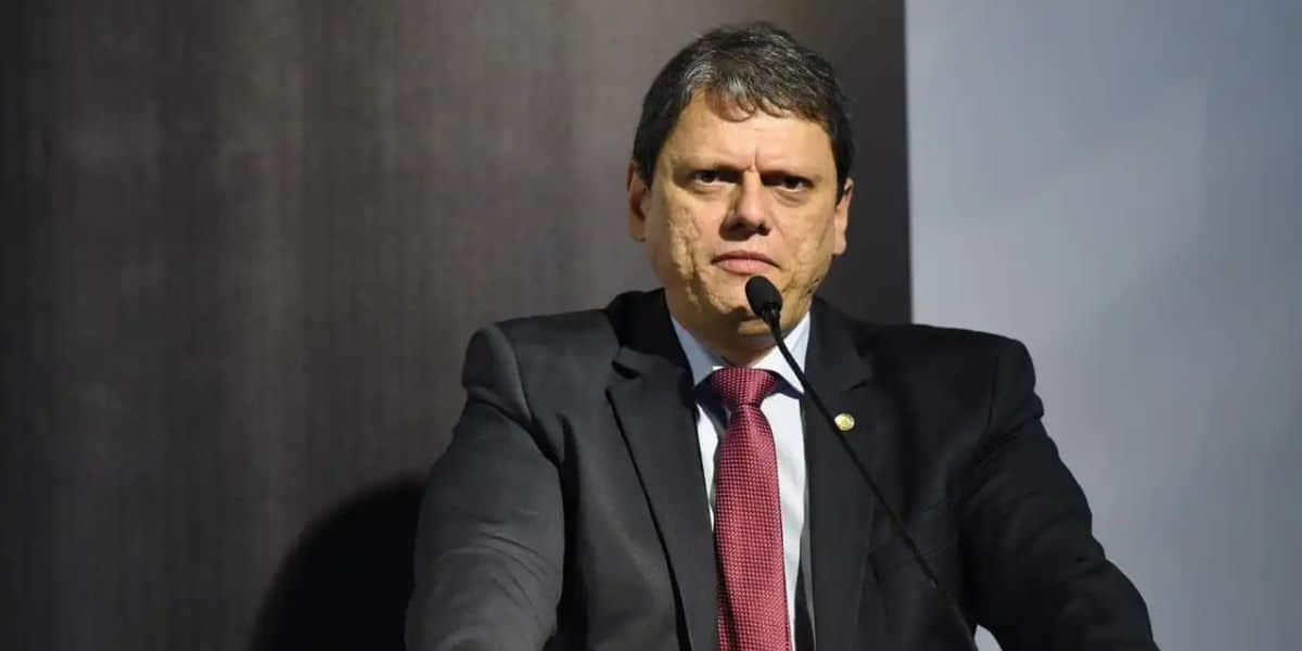 http://tvfoco.uai.com.br/wp-content/uploads/2015/05/Daniela-Mercury.jpg http://tvfoco.uai.com.br/wp-content/uploads/2015/05/Daniela-Mercury.jpg