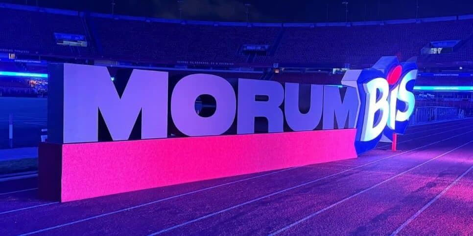Agora o estádio se chamará MorumBIS (Reprodução: SPFC TV) Agora o estádio se chamará MorumBIS (Reprodução: SPFC TV)