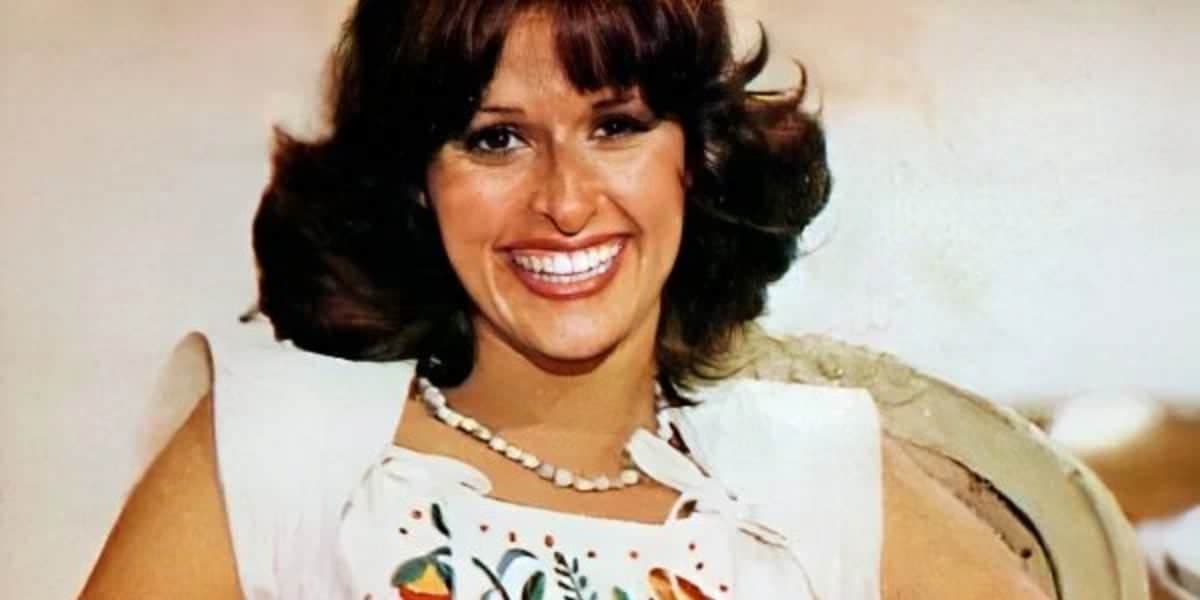 http://tvfoco.uai.com.br/wp-content/uploads/2015/05/Daniela-Mercury.jpg http://tvfoco.uai.com.br/wp-content/uploads/2015/05/Daniela-Mercury.jpg