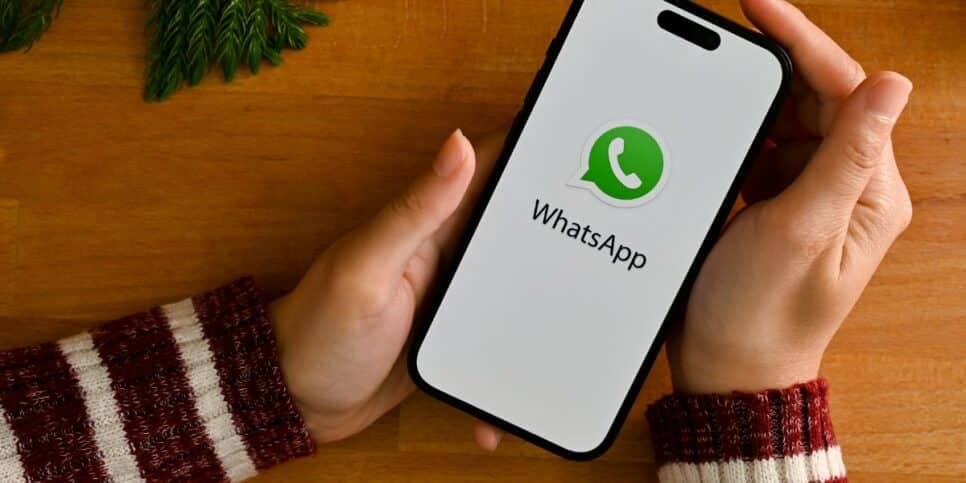 WhatsApp WhatsApp