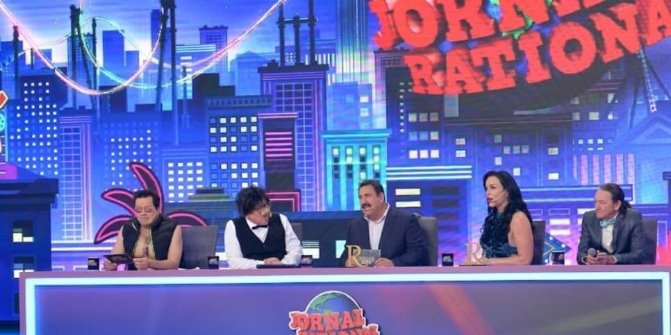Programa do Ratinho recebe Rosi Campos e Magali Biff no “Gol Show”