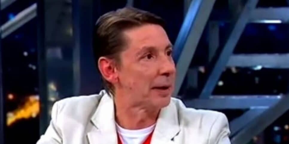 Flávio Guarnieri em entrevista ao "Programa do Jô" feita em 2011
(Imagem: Reprodução/Globo) Flávio Guarnieri em entrevista ao "Programa do Jô" feita em 2011
(Imagem: Reprodução/Globo)