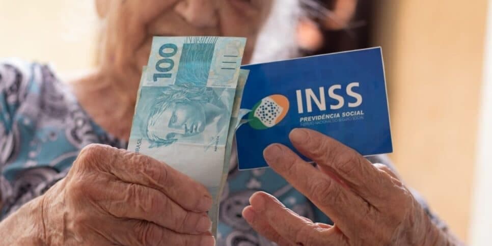 SE PREPARE: Regra do INSS em vigor garante aposentadoria especial aos 55 em 3 passos SIMPLES