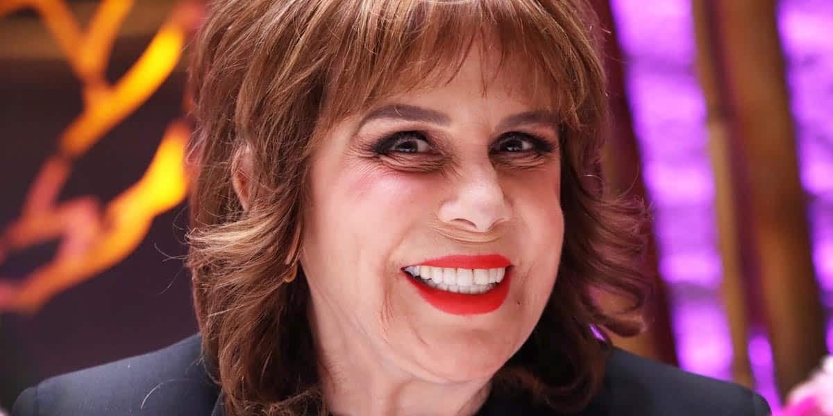 http://tvfoco.uai.com.br/wp-content/uploads/2015/05/Daniela-Mercury.jpg