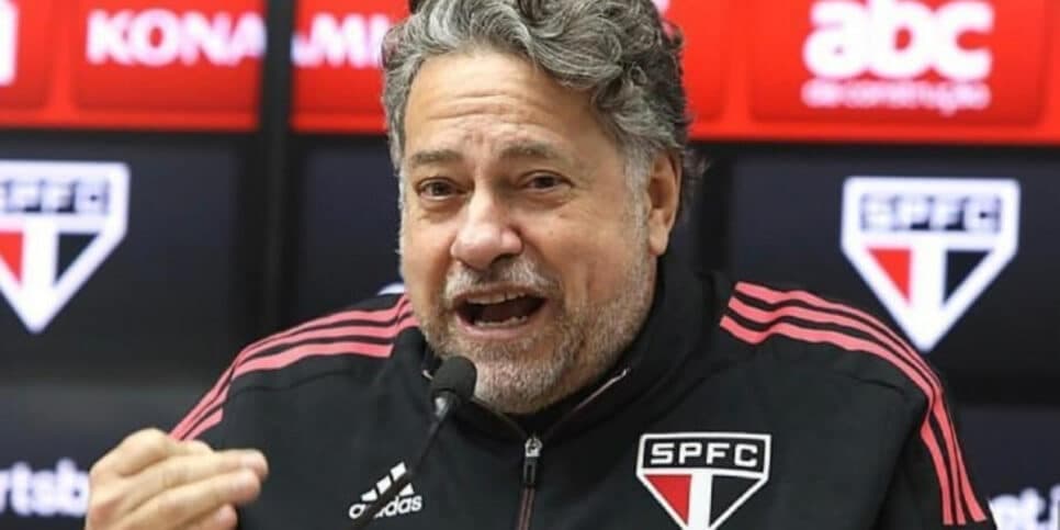 “Situação financeira terrível”: Casares fala sobre SAF do São Paulo (Foto: Divulgação/São Paulo) “Situação financeira terrível”: Casares fala sobre SAF do São Paulo (Foto: Divulgação/São Paulo)
