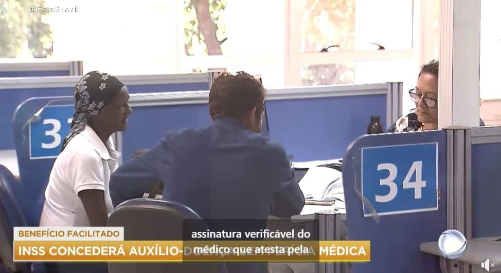 http://tvfoco.uai.com.br/wp-content/uploads/2015/05/Daniela-Mercury.jpg