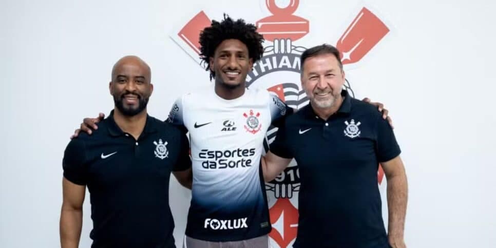 Talles Magno chegou na janela de julho (Reprodução: Rodrigo Coca/ Ag. Corinthians) Talles Magno chegou na janela de julho (Reprodução: Rodrigo Coca/ Ag. Corinthians)