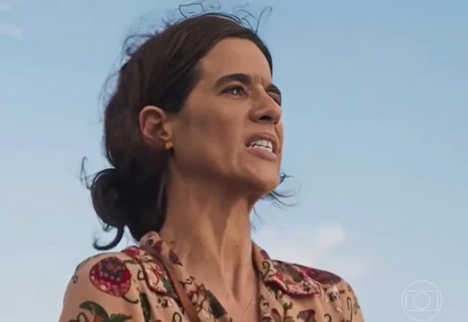 http://tvfoco.uai.com.br/wp-content/uploads/2015/05/Daniela-Mercury.jpg