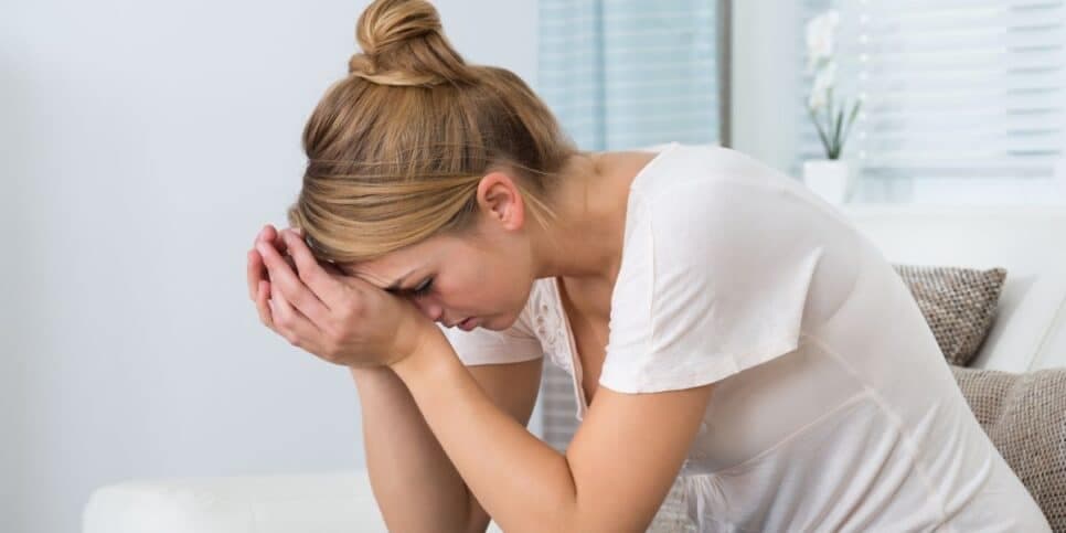 O Estresse, causado por depressão ou ansiedade, é fator crucial para os fios brancos (Foto: Divulgação) O Estresse, causado por depressão ou ansiedade, é fator crucial para os fios brancos (Foto: Divulgação)