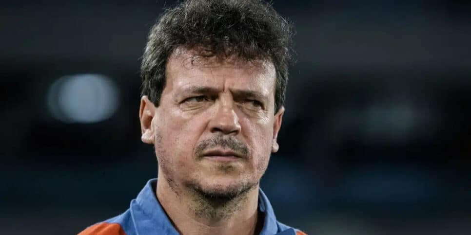 Técnico de futebol do Cruzeiro fala sobre suposta demissão (Foto: Gustavo Aleix) diniz Técnico de futebol do Cruzeiro fala sobre suposta demissão (Foto: Gustavo Aleix) diniz