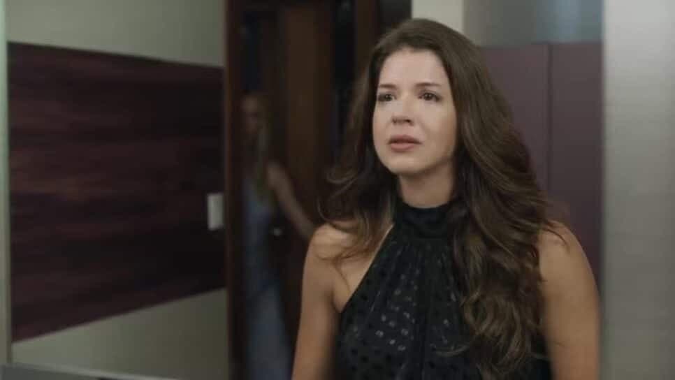 Mania de Você: 2 viradas chocantes na vida de Fátima (Foto: Reprodução/ Globo) Mania de Você: 2 viradas chocantes na vida de Fátima (Foto: Reprodução/ Globo)