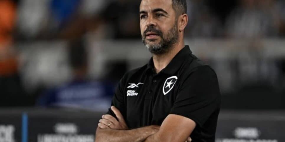 R$9M e ADEUS a Textor: Queridinho de Artur Jorge está FORA do Botafogo