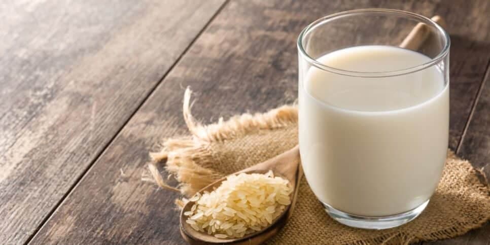 Receita caseira com água de arroz traz benefícios ao cabelo (Foto: Divulgação)