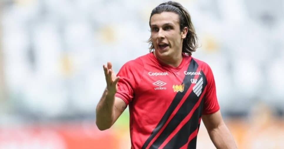 R$57M pra ser o novo camisa 7: Time do Brasileirão libera PIX pra arrancar Canobbio do Athletico-PR em 2025