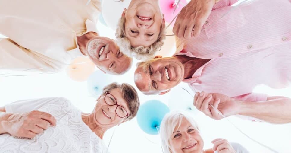 Isenção no Imposto de Renda, IPTU e mais: 8 presentões são garantidos a idosos 60+ por lei em vigor hoje (5)
