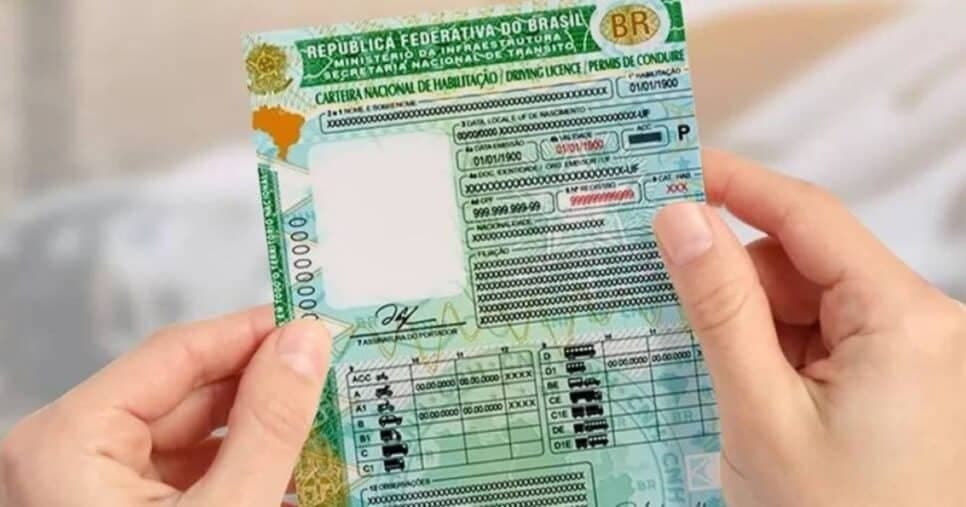 Detran em alerta: Lei de trânsito em vigor traz 3 alertas para a CNH ser cassada e motoristas devem saber
