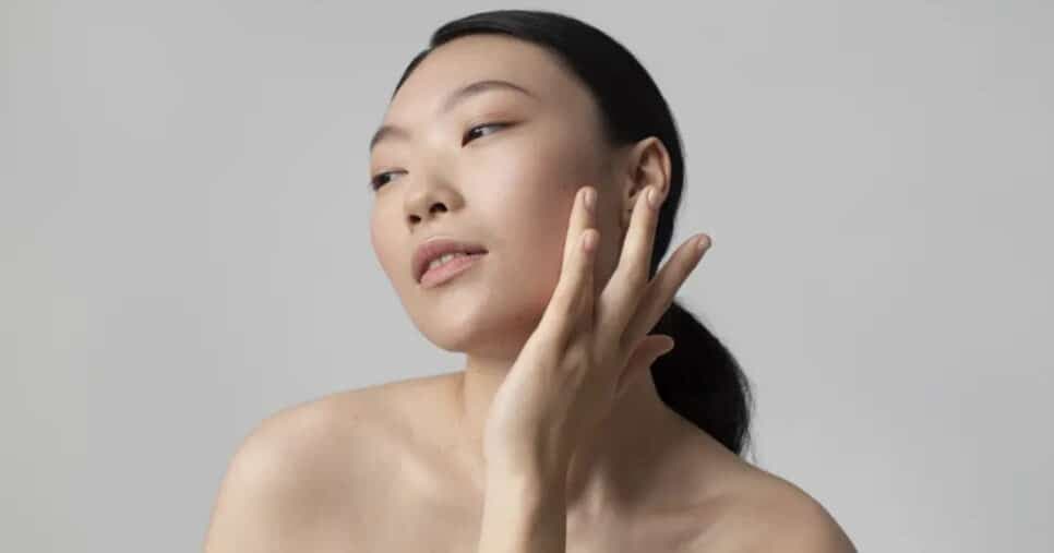 Como fazer sabonete facial com único óleo e bicarbonato e ficar com a pele das coreanas