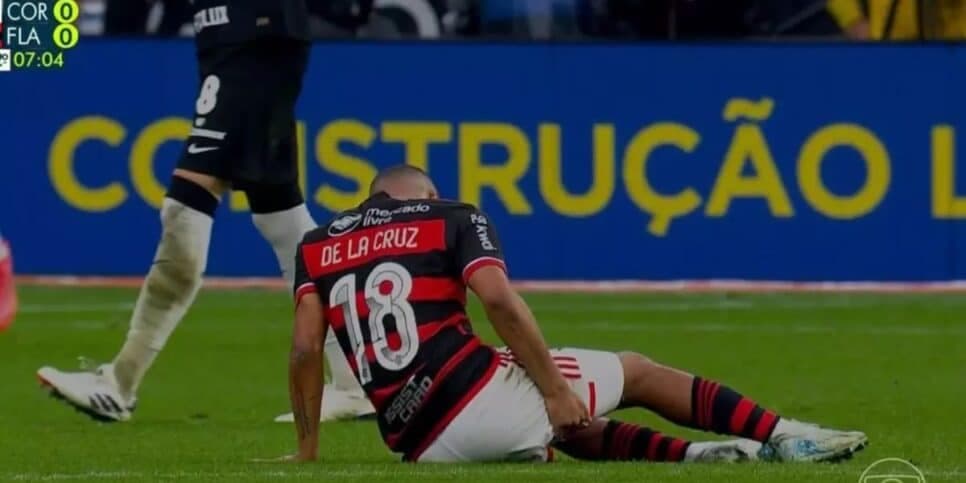De la Cruz foi um dos que sofreram com lesão em 2024 (Reprodução: Globo) De la Cruz foi um dos que sofreram com lesão em 2024 (Reprodução: Globo)