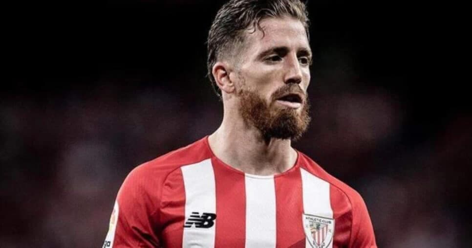 Iker Muniain sem vendo observado pelo Botafogo e Santos (Foto: Confidencial Digital)