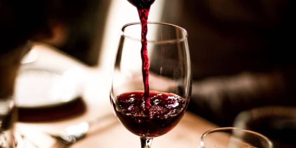 Vinho conta com propriedades antioxidantes (Reprodução: Internet) Vinho conta com propriedades antioxidantes (Reprodução: Internet)