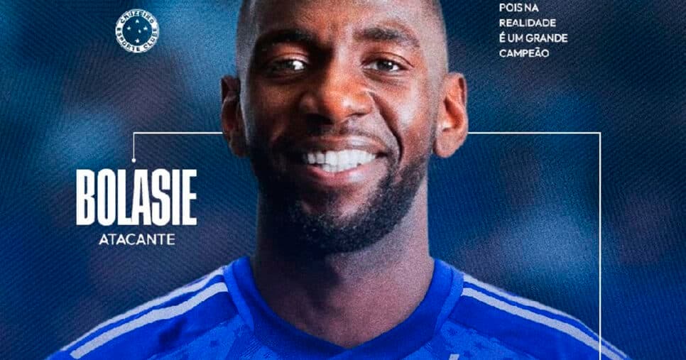 Bolasie é anunciado no Cruzeiro (Foto: Divulgação / Cruzeiro) Bolasie é anunciado no Cruzeiro (Foto: Divulgação / Cruzeiro)