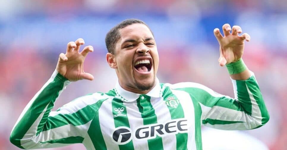 R$170M pra vestir a camisa 9: Vitor Roque tem retorno triunfal armado em gigante do Brasileirão hoje (26)