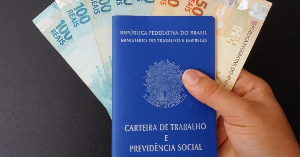 ADEUS, R$ 1.518: Lei trabalhista crava novo salário mínimo para salvar 3 grupos de trabalhadores com até R$ 3 mil