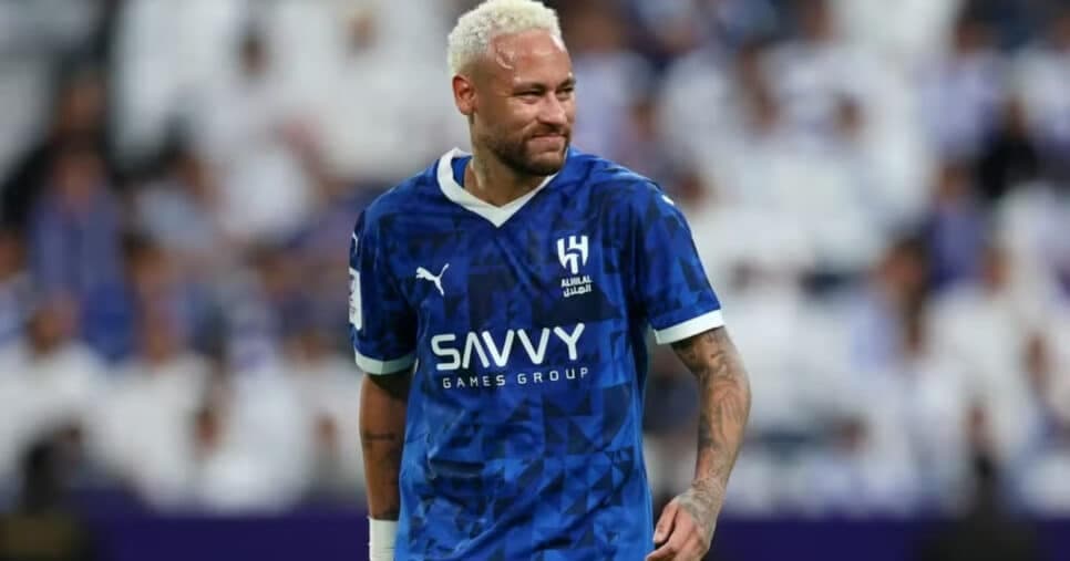 Danilo e + 1 pra jogar com Neymar: Santos se arma por pacotão de 3 reforços em 2025