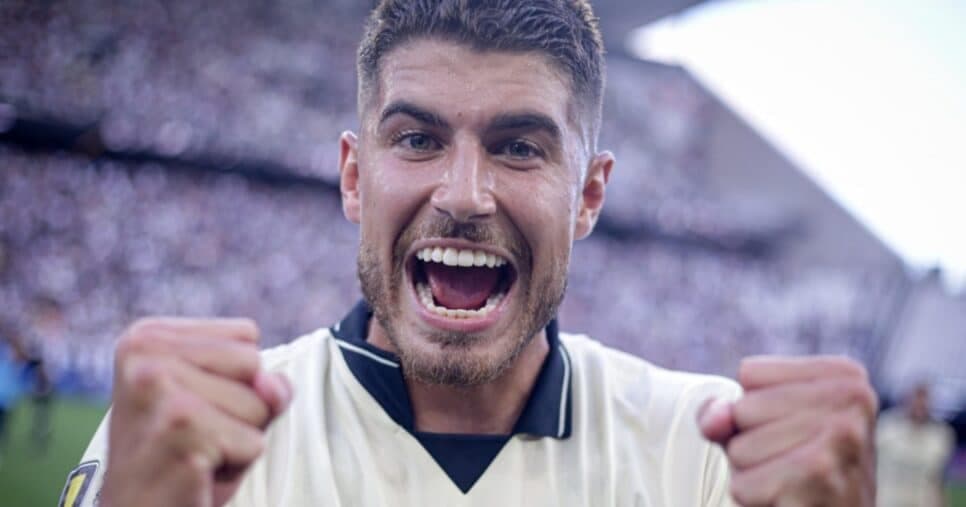 Pedro Raul quebra jejum - Rodrigo Coca/Agência Corinthians Pedro Raul quebra jejum - Rodrigo Coca/Agência Corinthians