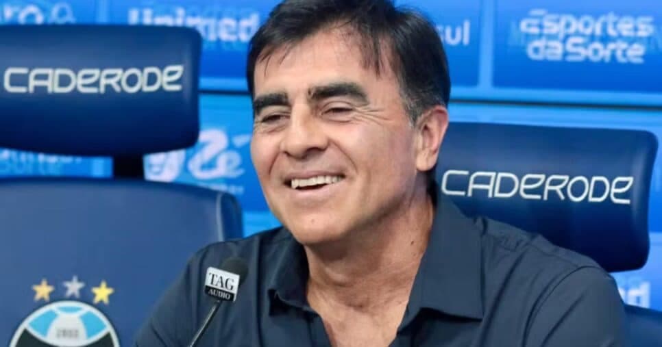 R$46M e aprovado por Quinteros: Grêmio joga maior contrato da história na mesa por reforço nº1 em 2025
