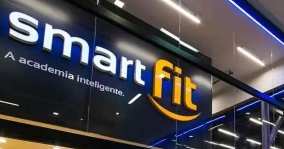 Contrato rasgado IMEDIATAMENTE: Decreto da Smart Fit traz 2 atitudes que estão CANCELANDO