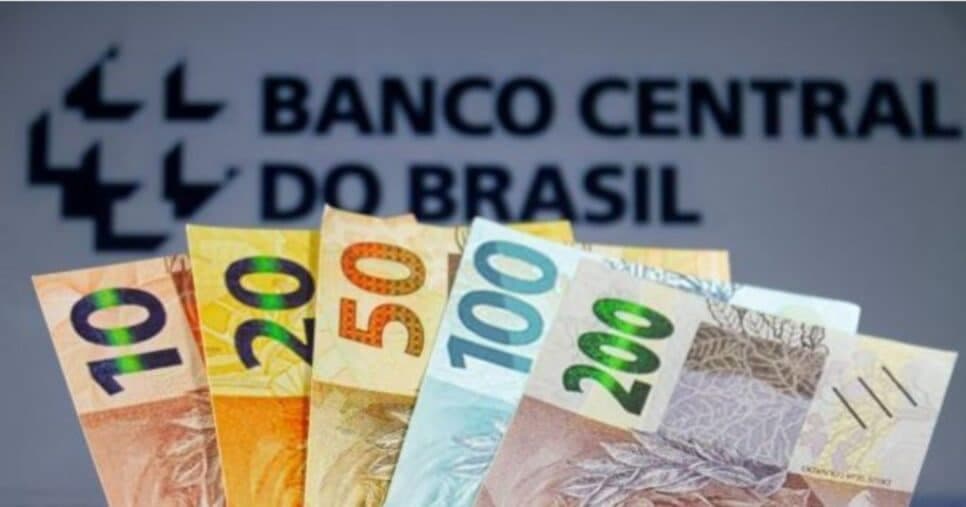 “Cuidado”: Banco Central emite comunicado com 3 alertas e proibição vital nas cédulas do real em 2025