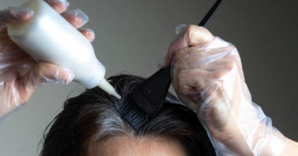 Tinta natural com 6 ingredientes cobre o grisalho - (Foto: Internet) Tinta natural com 6 ingredientes cobre o grisalho - (Foto: Internet)