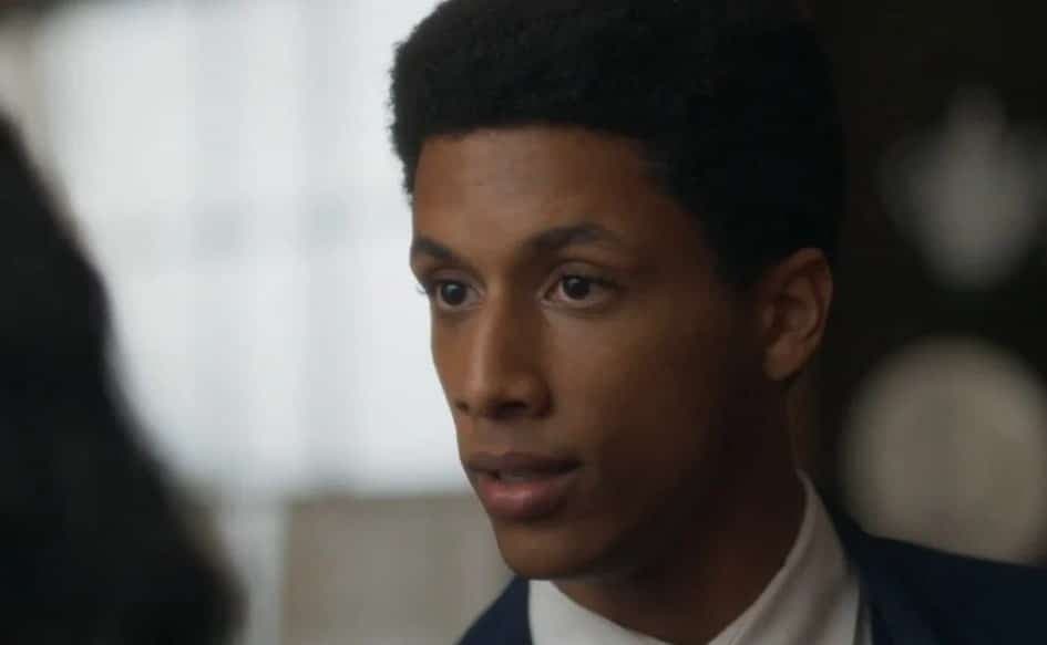 Carlito (Caio Cabral) em cena de Garota do Momento (Foto: Reprodução / Globo)
Carlito (Caio Cabral) em cena de Garota do Momento (Foto: Reprodução / Globo)