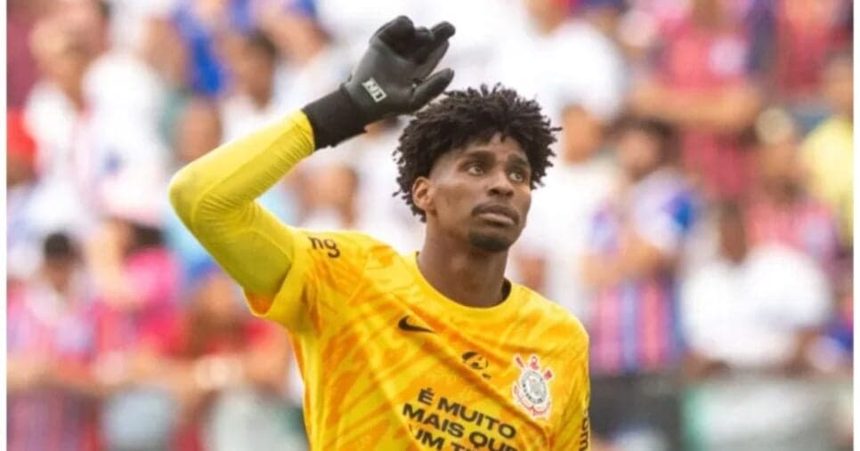 "Grande negócio": Neto para Donos da Bola com rasteira de gigante nº1 para tirar Hugo Souza do Corinthians