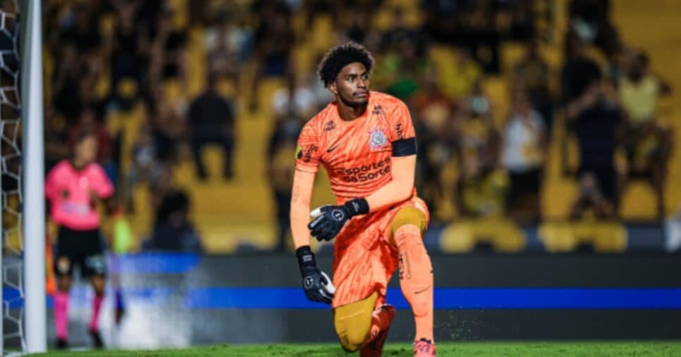 Neto paralisa Donos da Bola com ADEUS de Hugo no Corinthians - Foto: Pedro Zacchi/Agência Paulistão Neto paralisa Donos da Bola com ADEUS de Hugo no Corinthians - Foto: Pedro Zacchi/Agência Paulistão