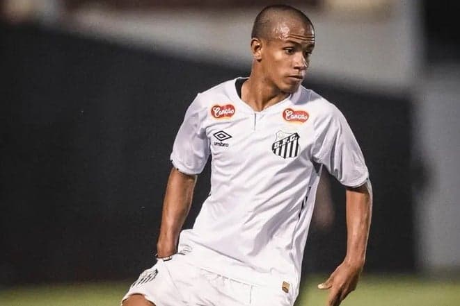 Nadson (Foto: Bruno Vaz / Santos FC) Nadson (Foto: Bruno Vaz / Santos FC)