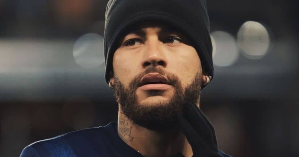 Neymar assina contrato com gigante no Brasil e notícia chega voando em Teixeira no Santos em 2025