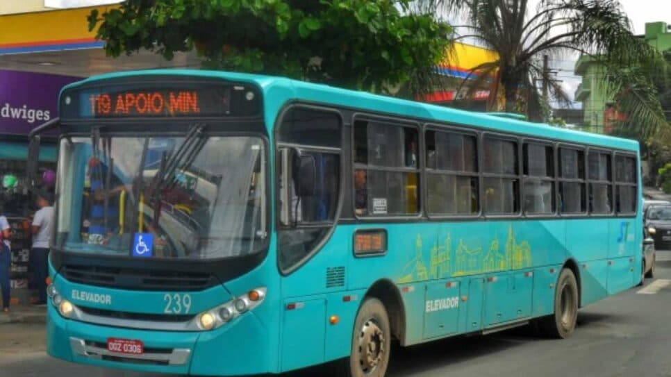 Idosos não tem mais isenção no transporte público em cidade de Minas Gerais (Foto: Reprodução/ Internet)